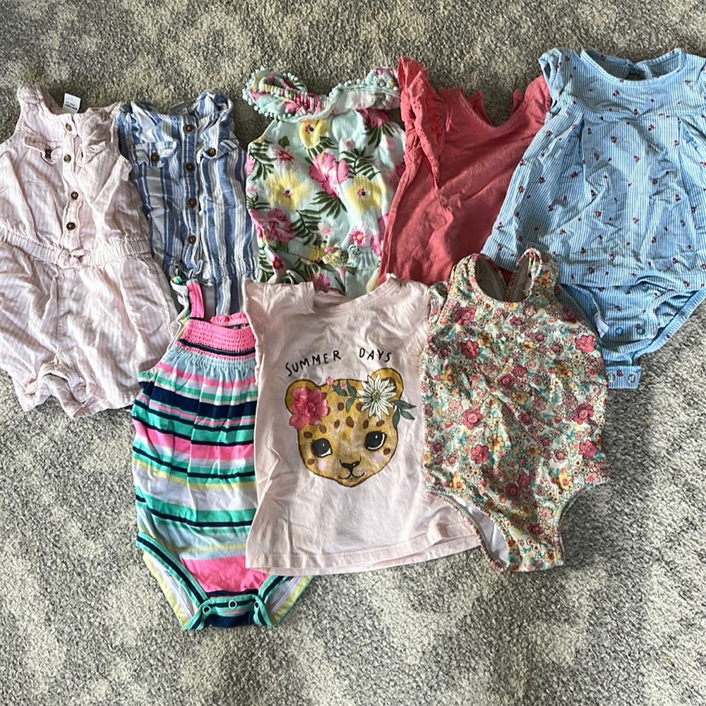 18 month girls summer outfits. 5 rompers. 1 onesie. 1 t-shirt and 1 swimsuit.
